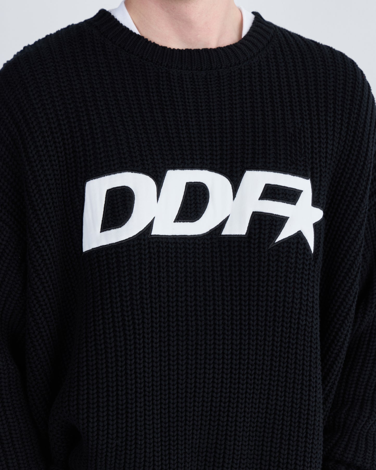 DDF STAR LOGO KNIT - BLACK