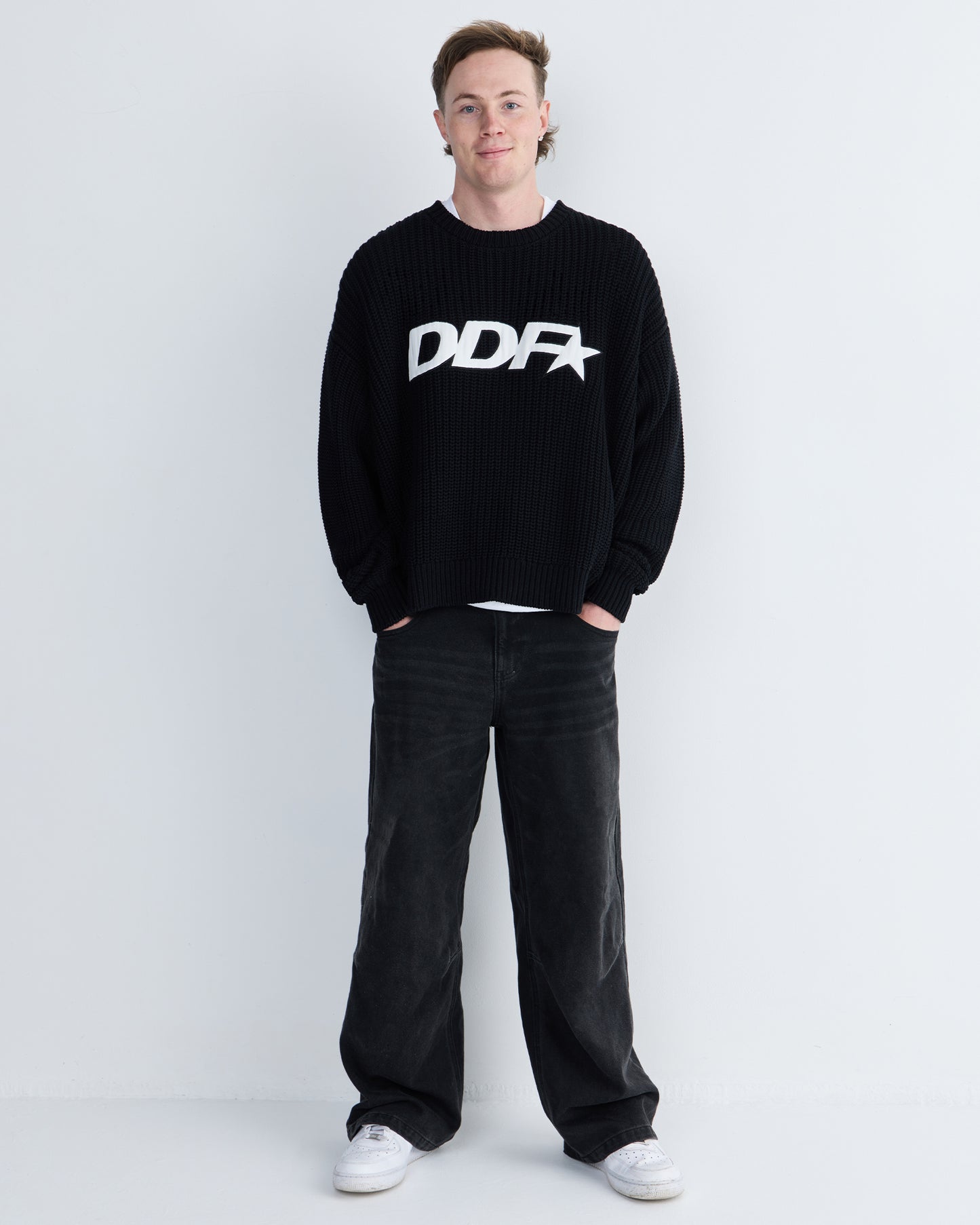 DDF STAR LOGO KNIT - BLACK
