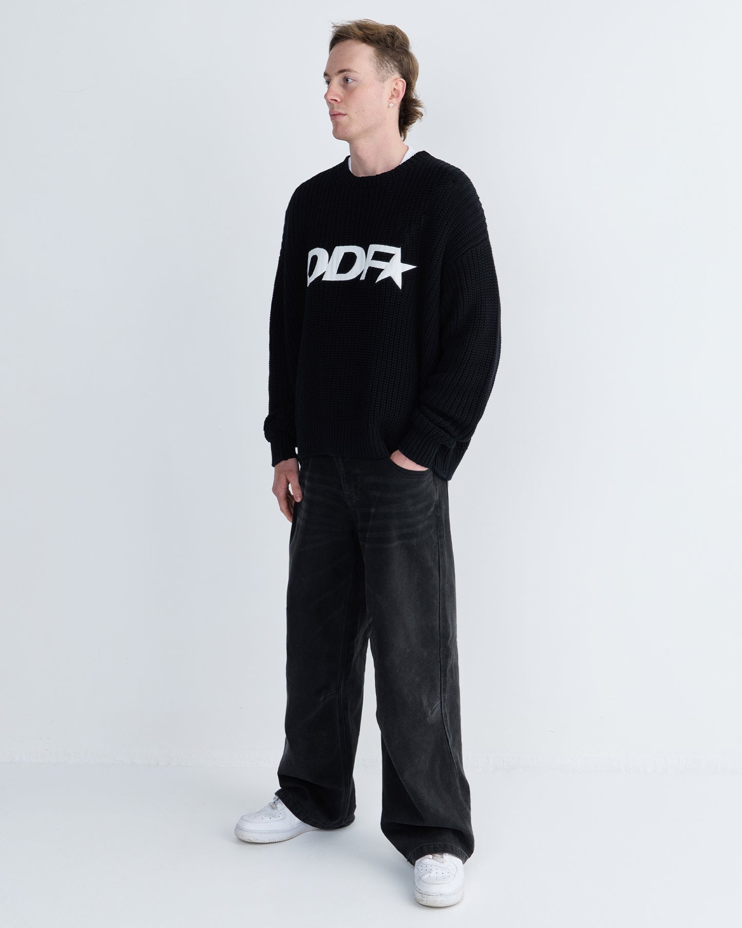 DDF STAR LOGO KNIT - BLACK
